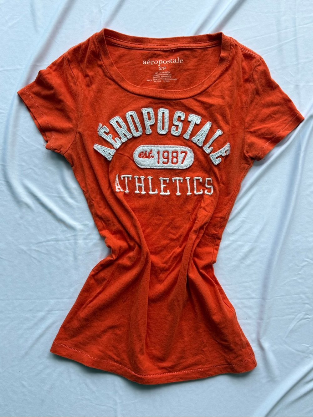 2000s aeropostale slimfit tee